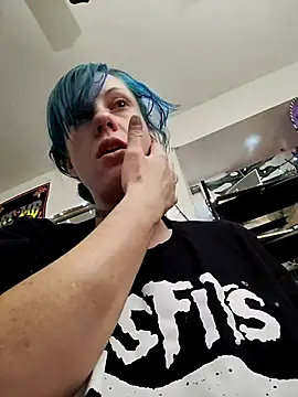 TheDaisyChaos online show from November 7, 5:51 pm