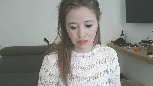 Neonstar online show from April 19, 9:09 am