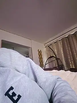 misscectito13 online show from October 25, 9:50 am