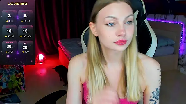 BiMolly online show from October 29, 3:33 am