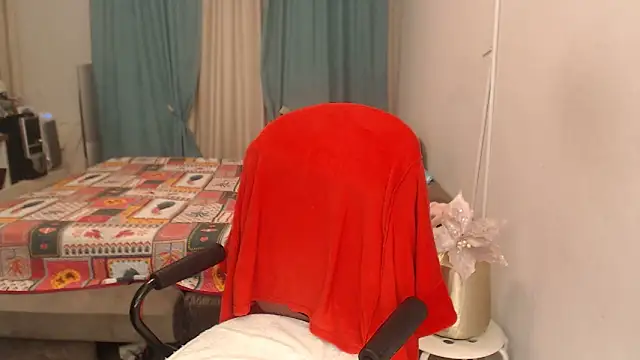 LuxuryNika online show from March 28, 6:40 pm