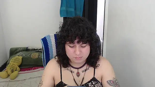 Smoke trip Alicia online show from February 15, 5:12 pm