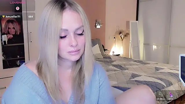 Libby Nora online show from October 29, 11:14 am