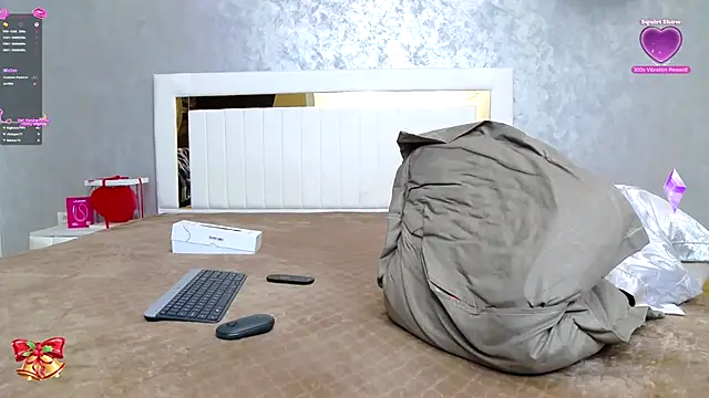 FlirtDeea online show from November 25, 4:53 pm