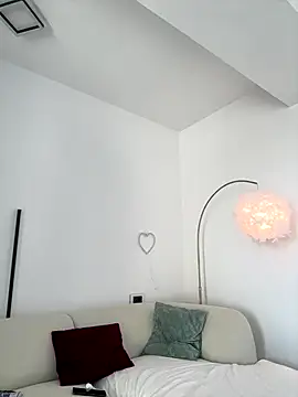 Rileysim88 online show from September 24, 10:36 am