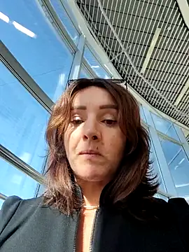 Snapshot of EvaXOAir chatting on September 25, 3:27 am EvaXOAir online show from September 25, 3:27 am