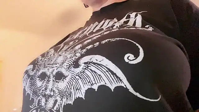 kisicaxx online show from December 22, 12:41 pm