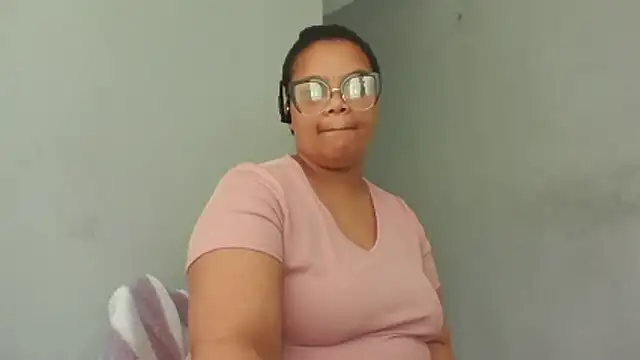 Lustfuleyez online show from December 23, 10:19 am