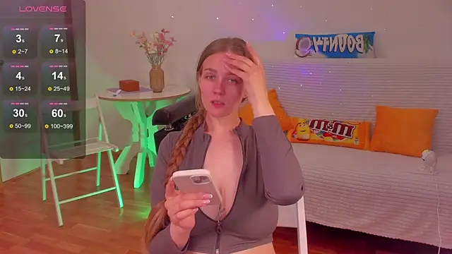 SweetMilkis online show from July 14, 10:21 am