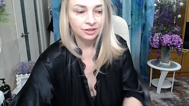 Mika Passion online show from November 30, 9:35 am