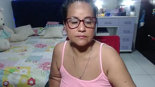 pervert mommy  online show from April 20, 10:18 am