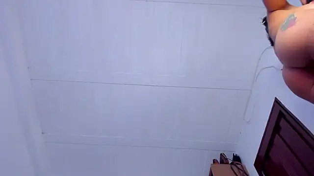 AlondraDiossa03 online show from October 15, 6:43 pm