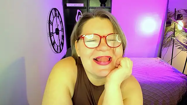 Shannonshine online show from March 14, 6:03 am