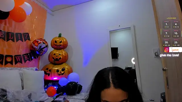 Snapshot of carolgaita chatting on October 22, 11:04 am carolgaita online show from October 22, 11:04 am