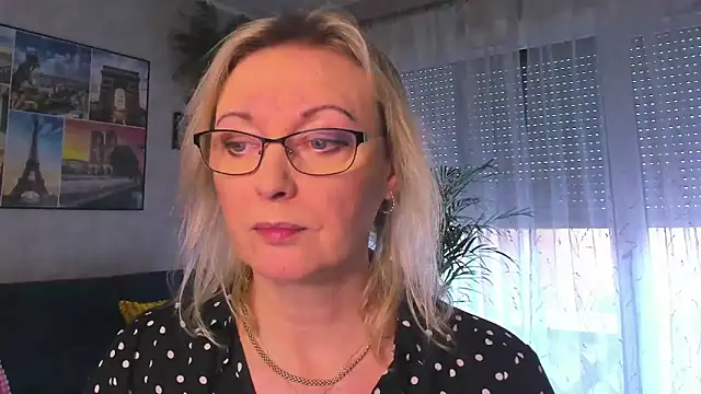 vanessa chat online show from February 26, 2:49 pm