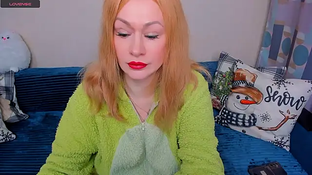 EllenMoore online show from February 2, 3:05 am