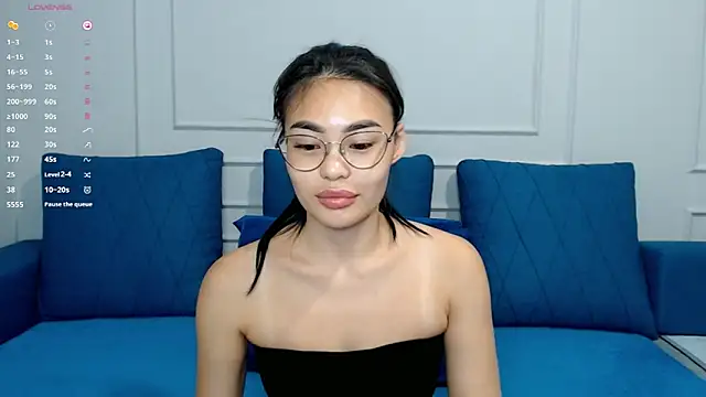 kwana colada online show from October 6, 11:27 am