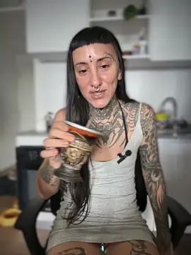 samisamsx online show from December 16, 4:35 pm