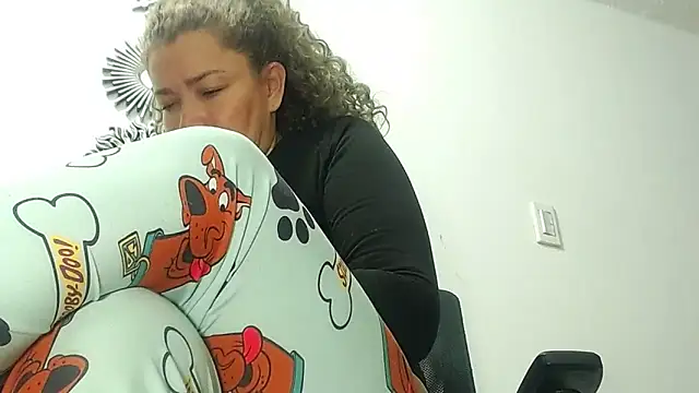 dalilasquirt1 online show from March 21, 8:52 am