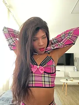 KORTNEYXX online show from August 6, 12:56 pm