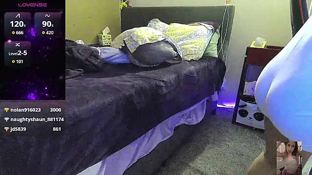 Blondiewithanass online show from January 15, 6:19 am