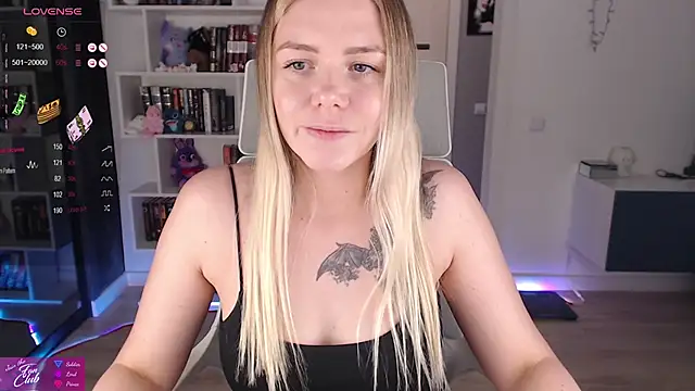 Emma Bryan online show from September 9, 8:41 pm