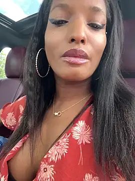 NicoleCocksXXX online show from April 4, 7:56 pm