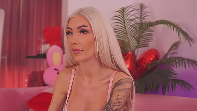 fallingangel online show from November 13, 9:19 am