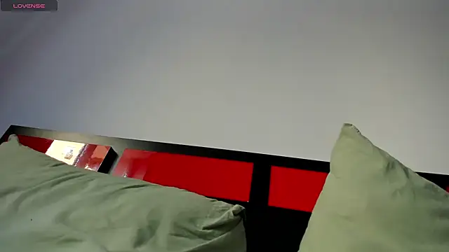 suuzykiss online show from October 1, 6:07 am