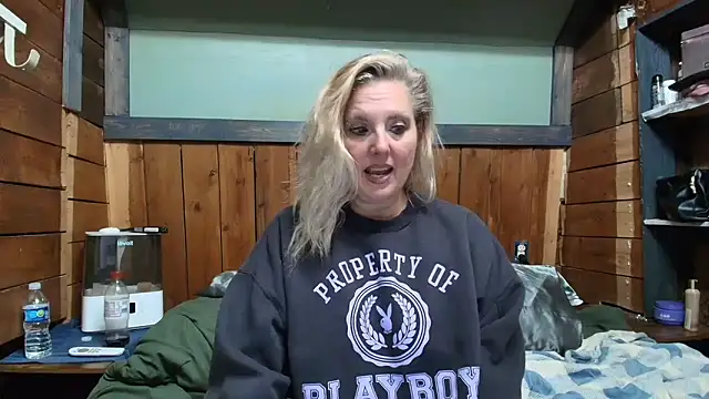 lisaxlovexxx online show from March 24, 2:06 am