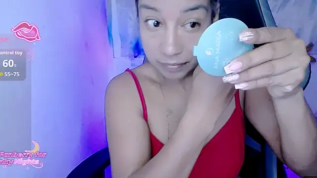 ninatiny online show from November 27, 9:12 am