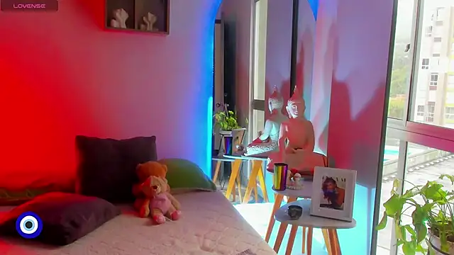 Angel Peach online show from March 18, 2:22 pm