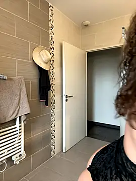 Clarasense   online show from December 5, 1:34 pm