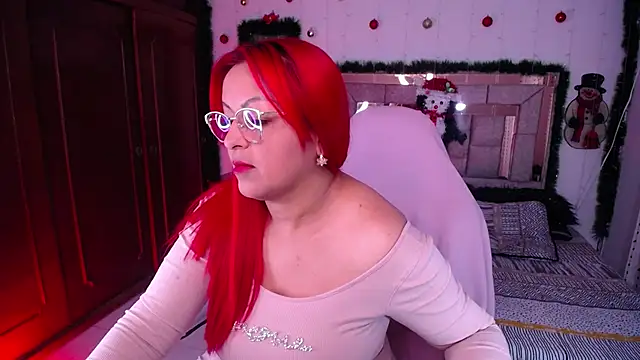 salomecastro  online show from December 16, 2:50 am