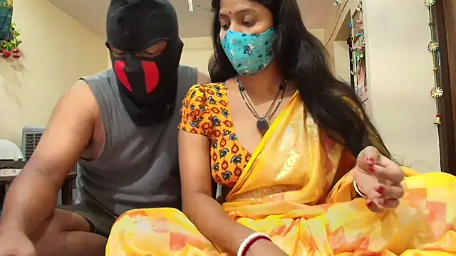 Elina Raj online show from September 17, 9:07 am