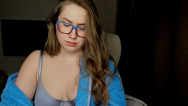 SeasonalSomeone online show from November 23, 12:13 am