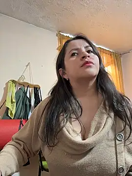latinfemale online show from March 5, 7:53 pm