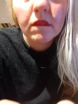 Mllesha74000 online show from December 15, 7:08 pm