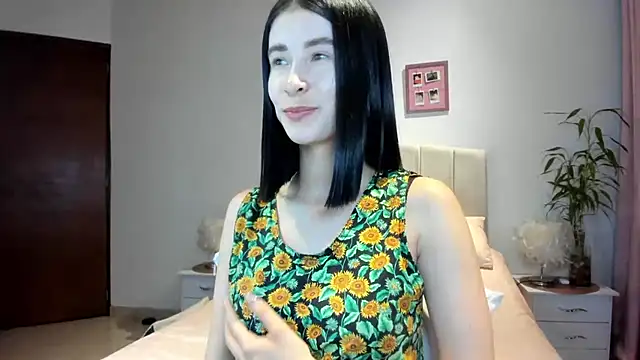 macarena vallejo online show from June 24, 3:16 am