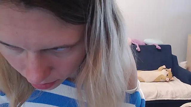 night is dark online show from October 15, 1:57 pm