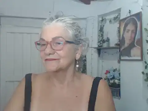 FunnyGrandma online show from September 15, 2:31 am