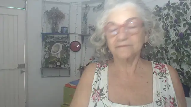 FunnyGrandma online show from February 6, 8:34 pm