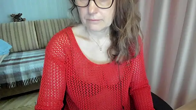 lauraoven online show from March 25, 7:00 am