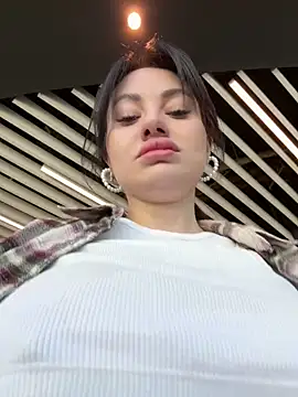 Wet  Bunny online show from April 3, 6:22 am