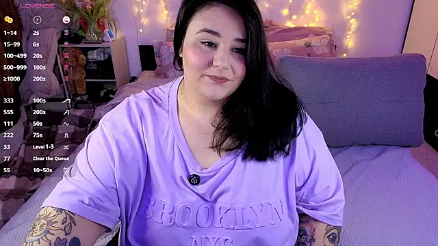 naughtykiss online show from March 5, 11:28 am