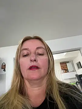 moniquerainx online show from February 4, 3:15 pm