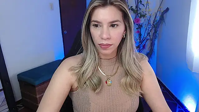 ms sofia x online show from October 20, 3:04 pm