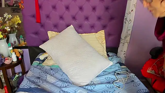 Margoth clain online show from November 7, 7:41 pm