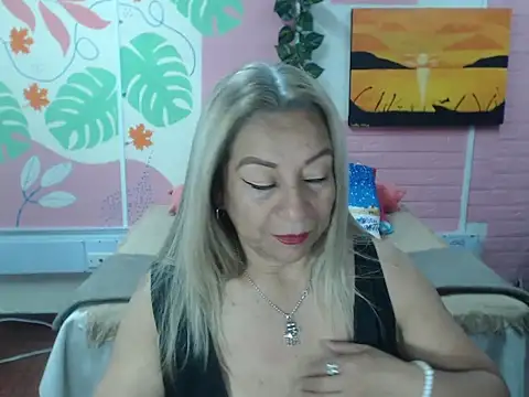 ZAMANTHA online show from December 15, 4:23 pm