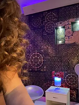 Marilyn La Rose online show from April 1, 5:54 pm